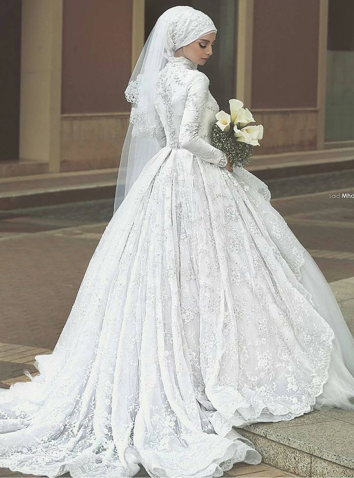 Uğurlu By Dilek Özdemir 42 Prenses Kesim Tesettür Hakim Yaka Gelinlik