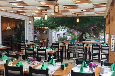 Cafe Vita Restaurant