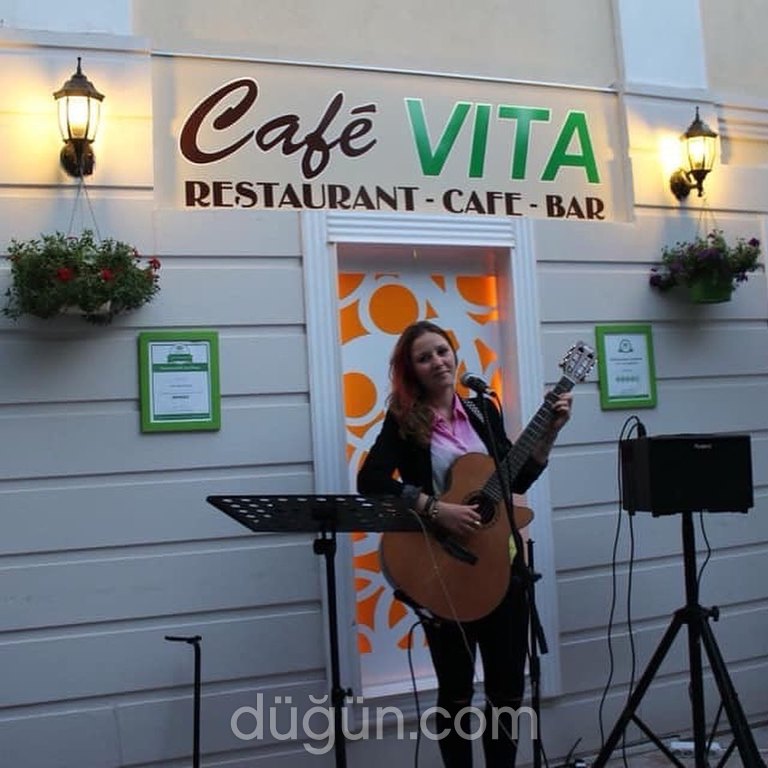 Cafe Vita Restaurant