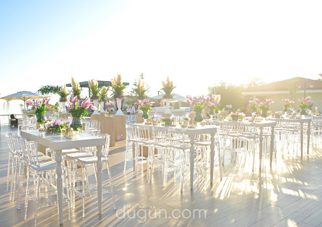 Titanic Mardan Palace