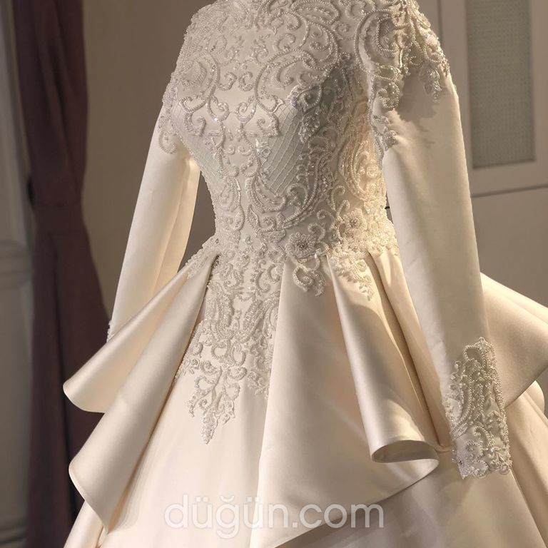 Esma Altıntaş Gelinlik