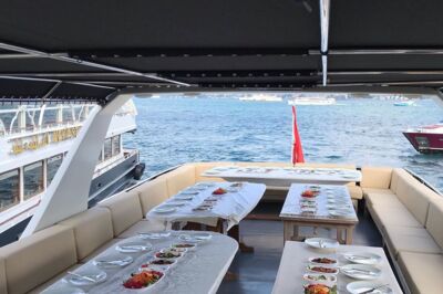 River Yat Evlilik Teklifi