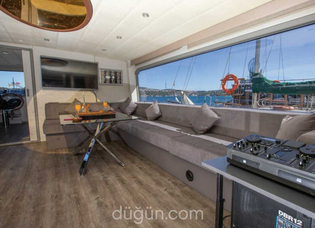 River Yat Evlilik Teklifi