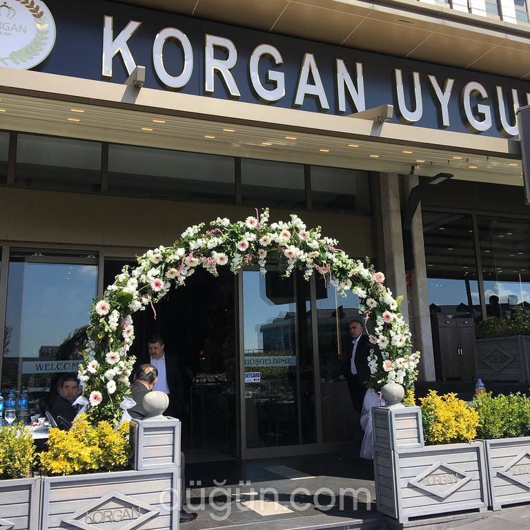 Korgan Uygur Sofrası
