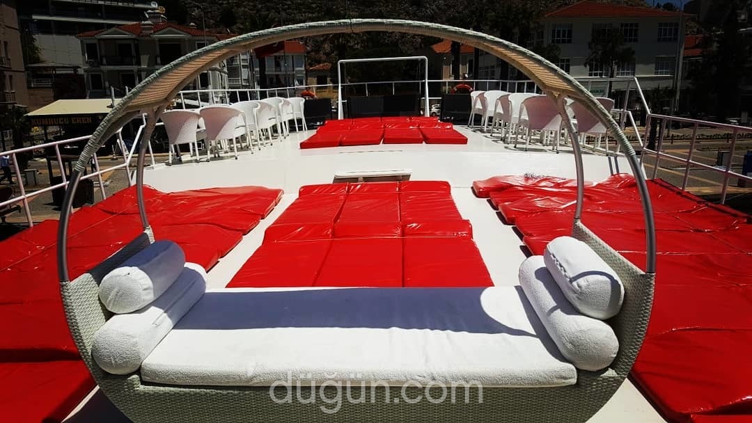 Nirvana Tekne Turları