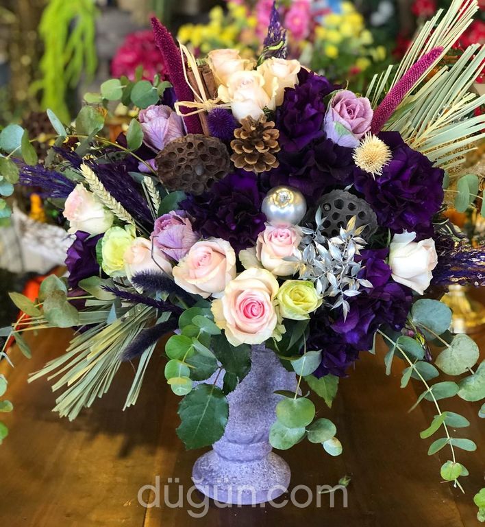 Serenat Flowers & Event