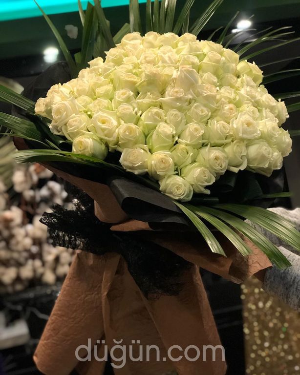 Serenat Flowers & Event