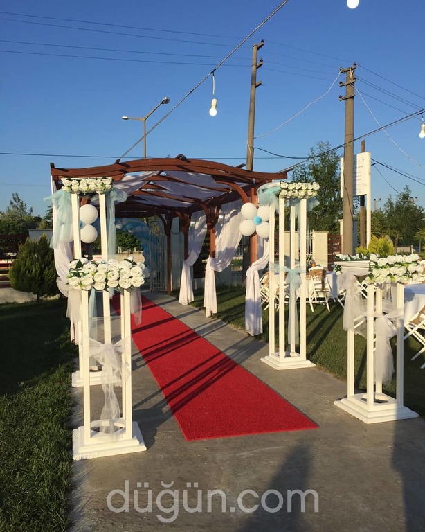 Denizkuşu Kır Düğünü
