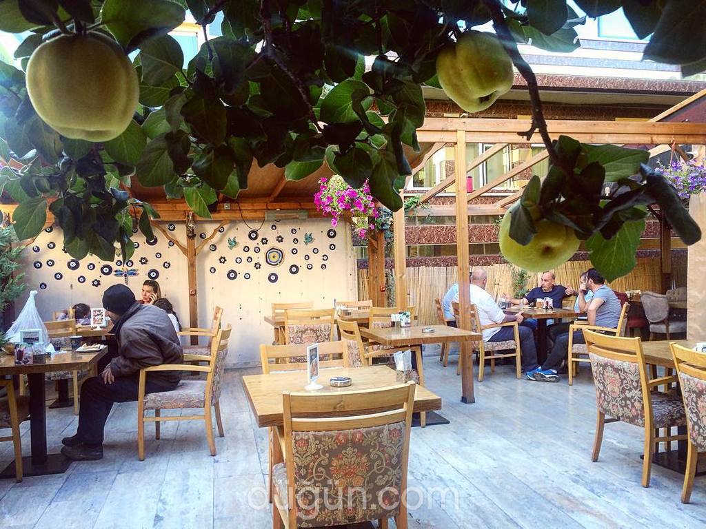 Konak Kahve Evi Nikah Sonrası Yemeği Ankara