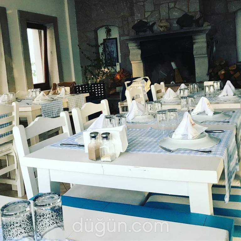 Latife Hanım Meyhanesi