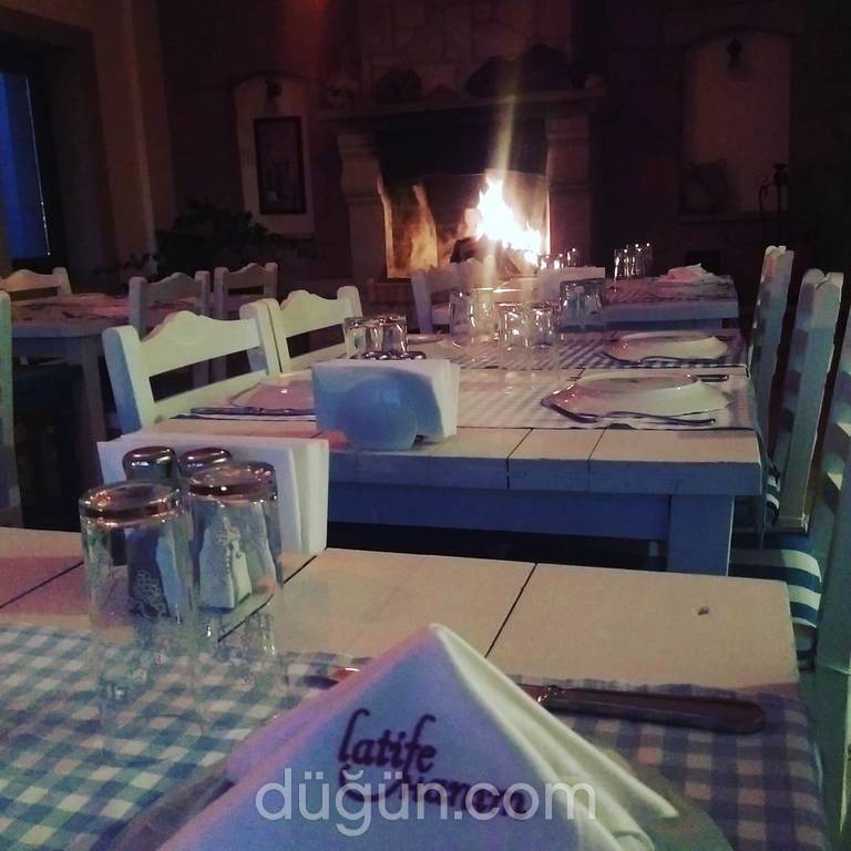 Latife Hanım Meyhanesi