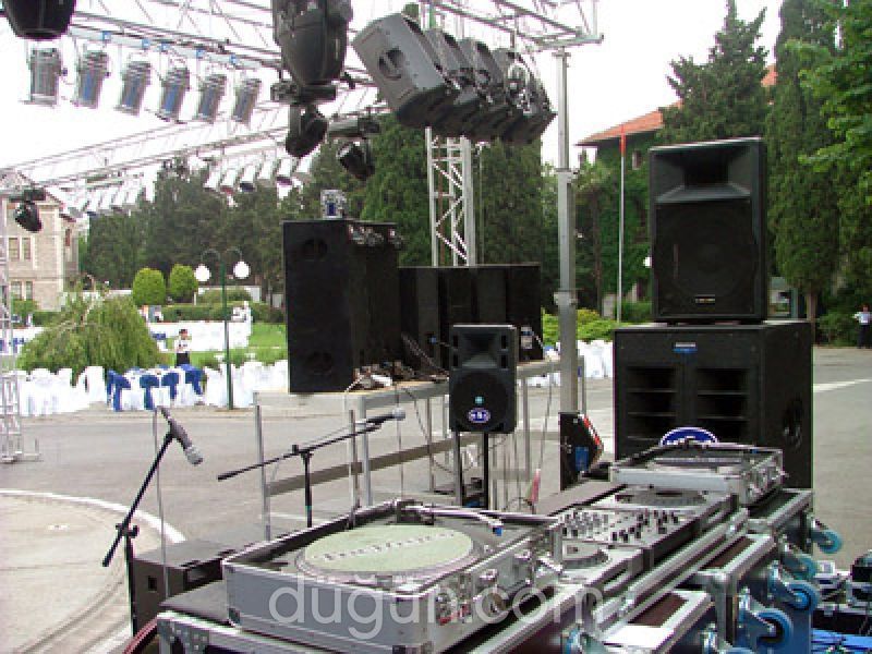 D.O.O.R. Wedding & Events