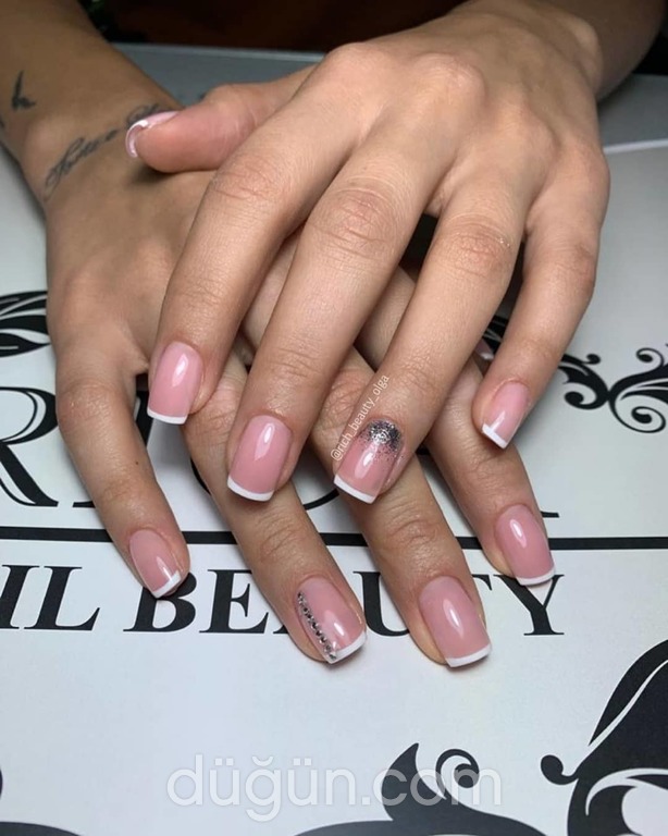 Rich By Olga Elmacı