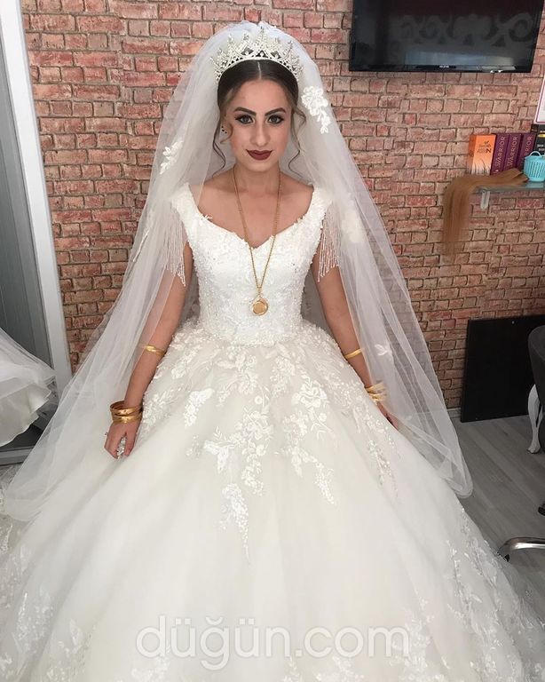 Banaz Class Gelinlik