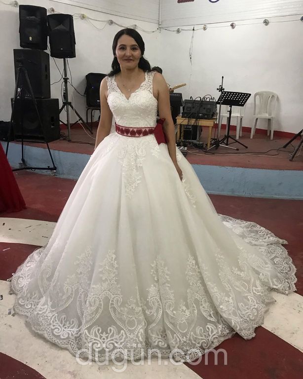 Banaz Class Gelinlik