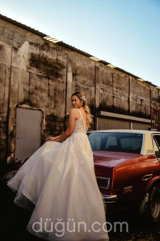 Needle Wedding Dress