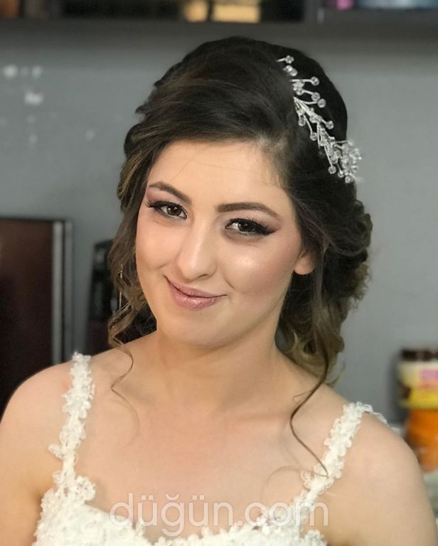 Kübra Korkmaz Kuaför