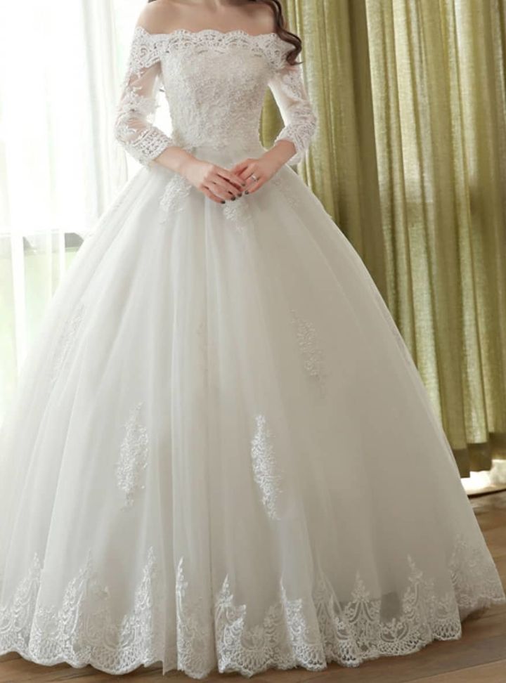 Seher- Butik Modaevi 17 Prenses Kesim Düşük Omuz Romantik Gelinlik