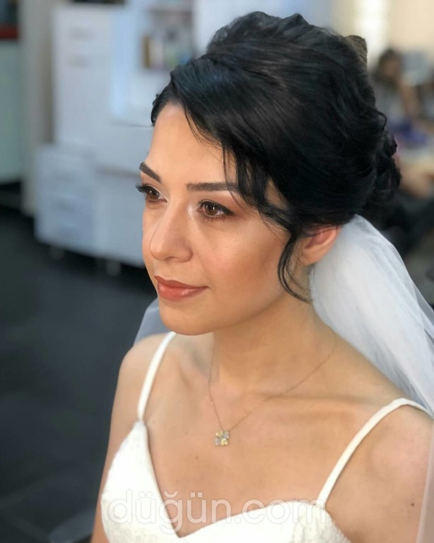 Ömür Yıldırım Kuaför