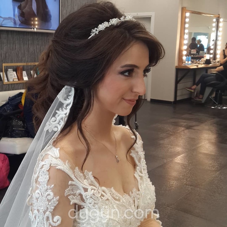 Ömür Yıldırım Kuaför