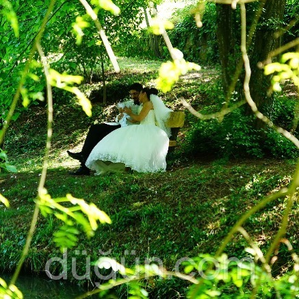 Stüdyo İkimiz Fotoğraf ve Reklam