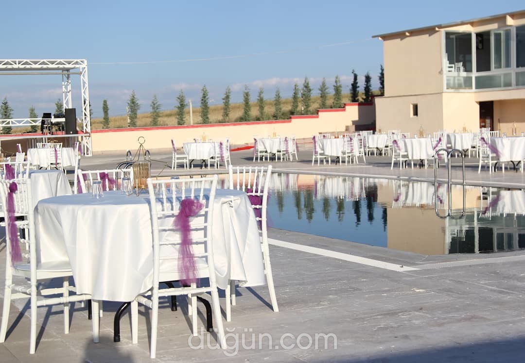 Elmadağ Saklı Köşk