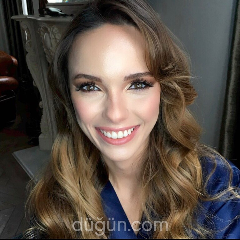 Make Up by Zella Bella