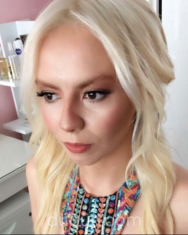 Make Up by Zella Bella