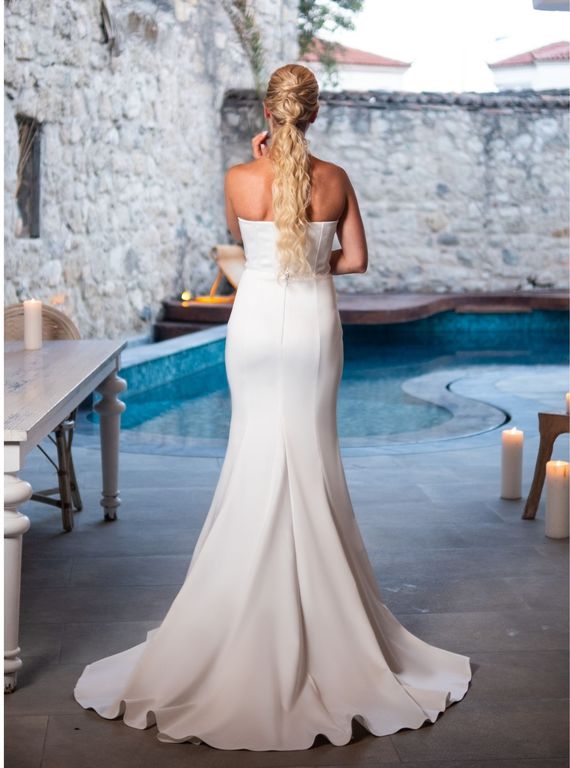 79013 Balık Kesim Straplez Göğüs Dekolteli Gelinlik 2