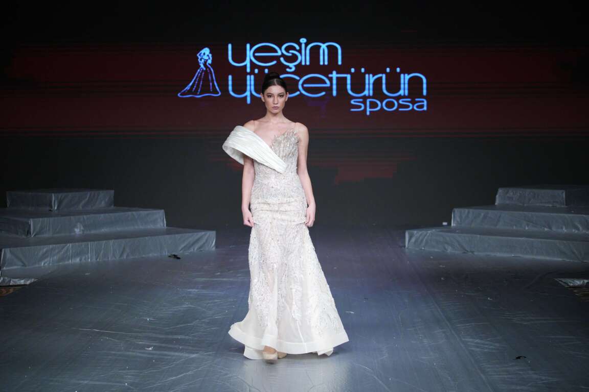 Yeşim Yücetürün Sposa