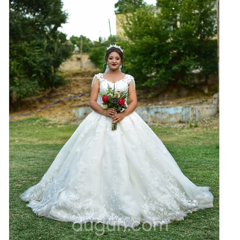 Yıldız Kuaför & Gelinlik