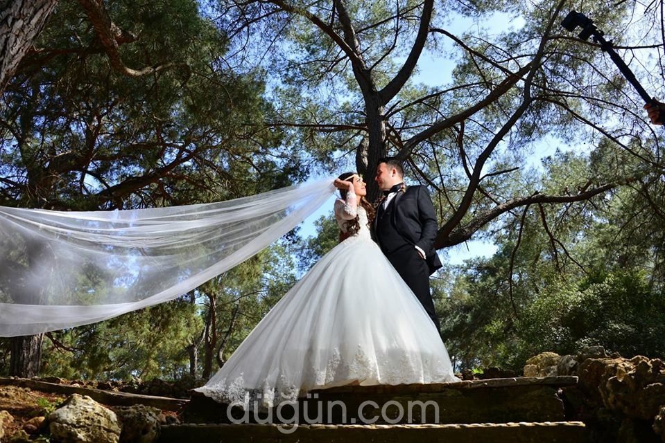 Elif Moda Gelinlik Sarayı