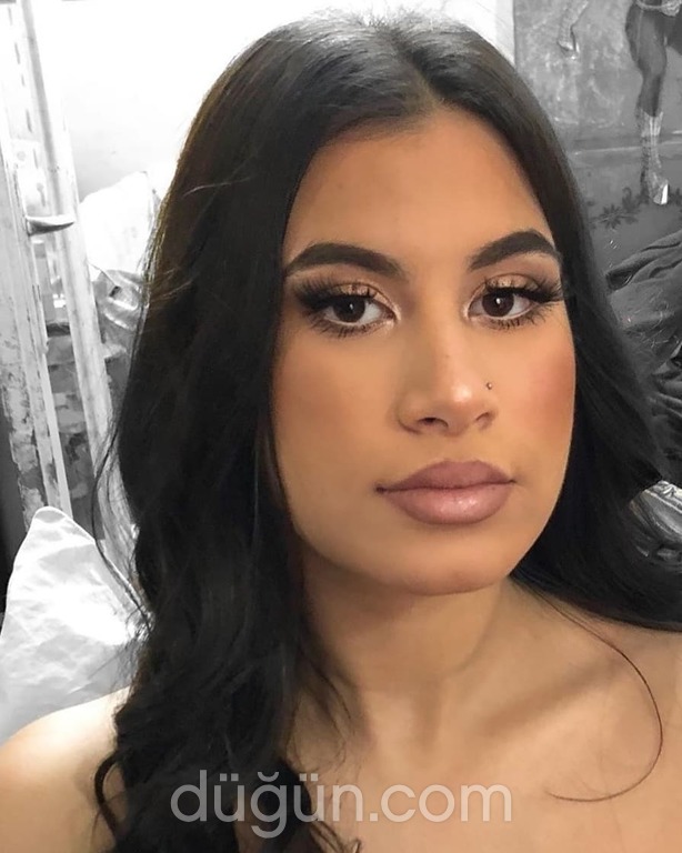 Makeup Artist Emre Şenel