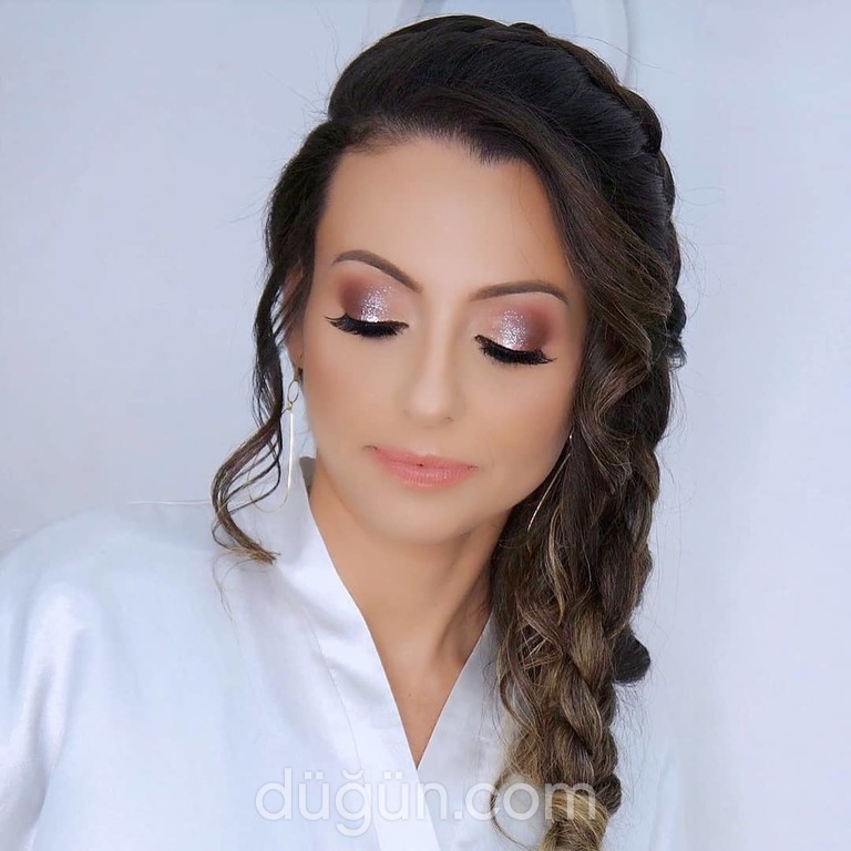 Makeup Artist Emre Şenel