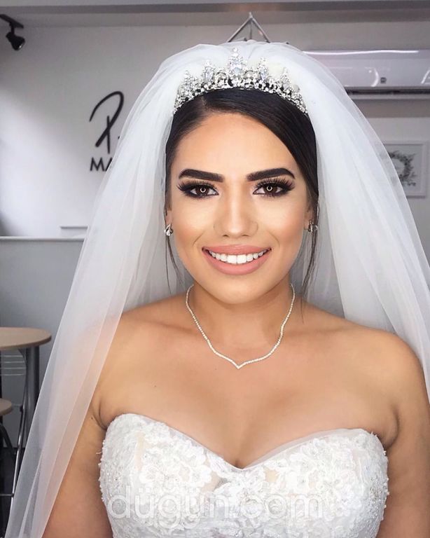 Poyraz Mert Coşkun Makeup Studio