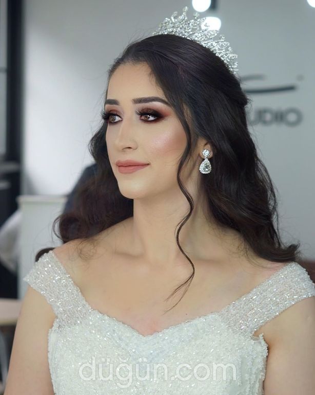 Poyraz Mert Coşkun Makeup Studio