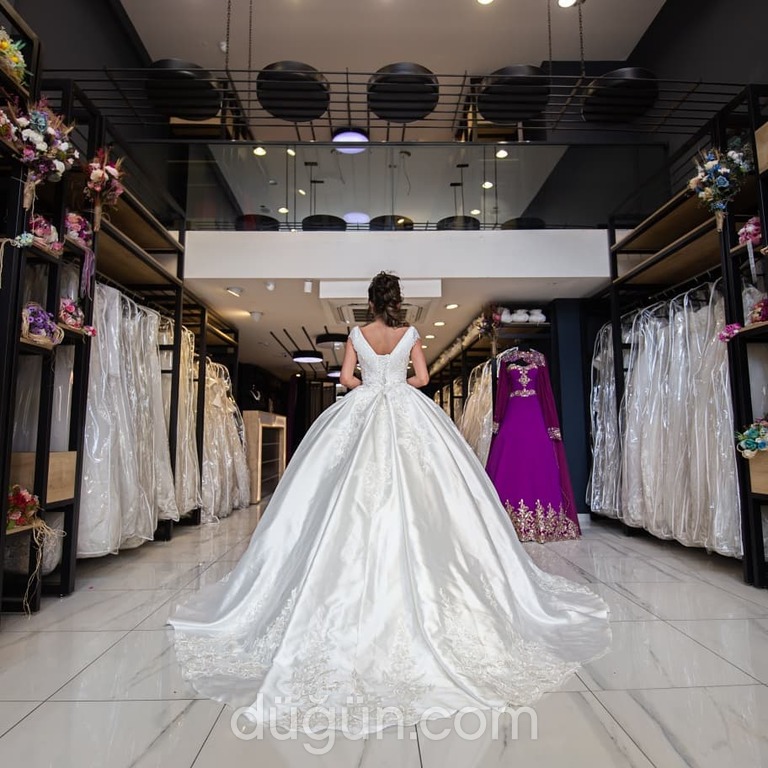 Cansu Akgün Modaevi