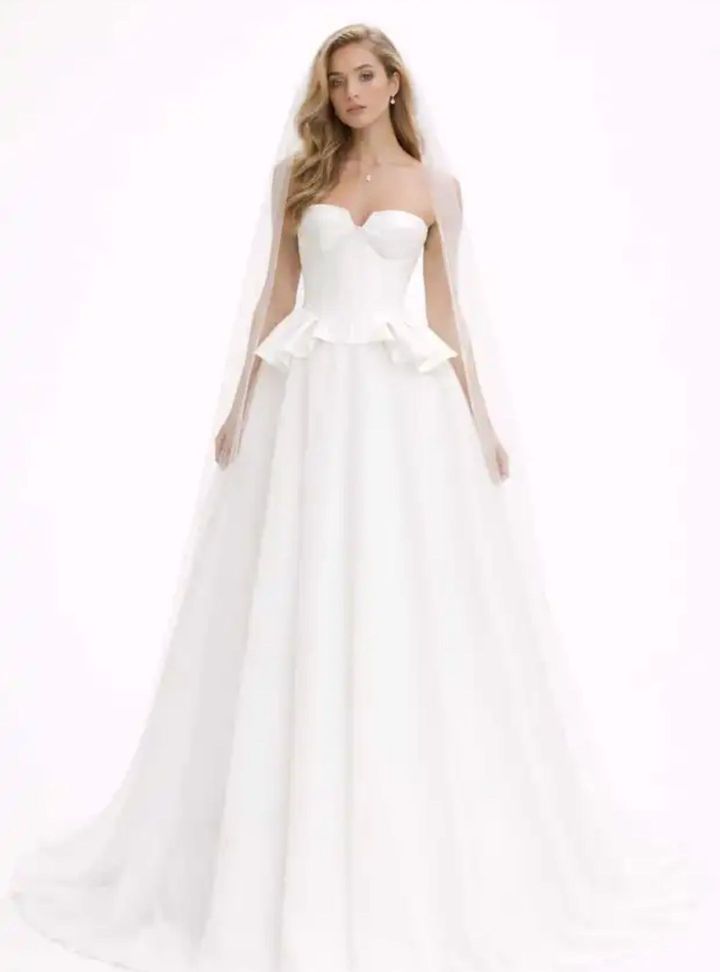 Straplez Peplum Saten Gelinlik Modeli
