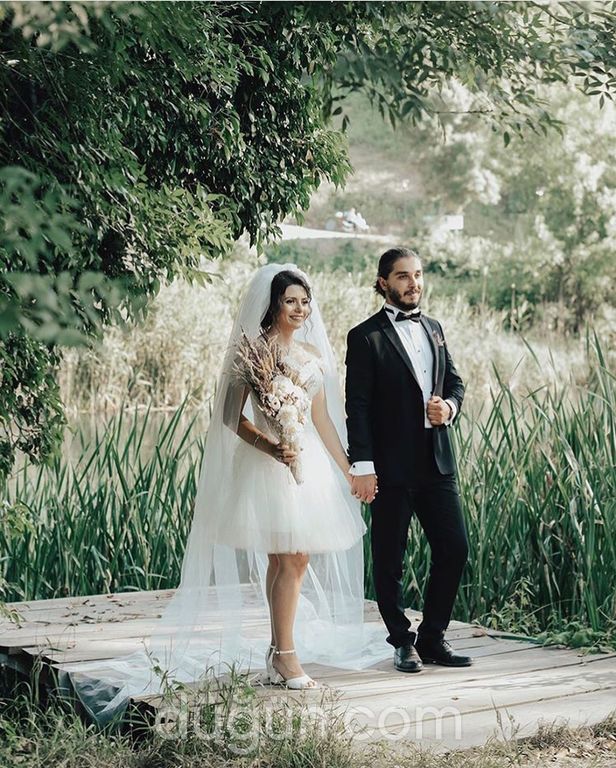 Arsem Gelinlik & Moda Evi