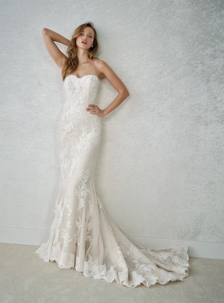 Dantelle- PR White One Fara Balık Kesim Straplez Sırt Dekolteli Gelinlik