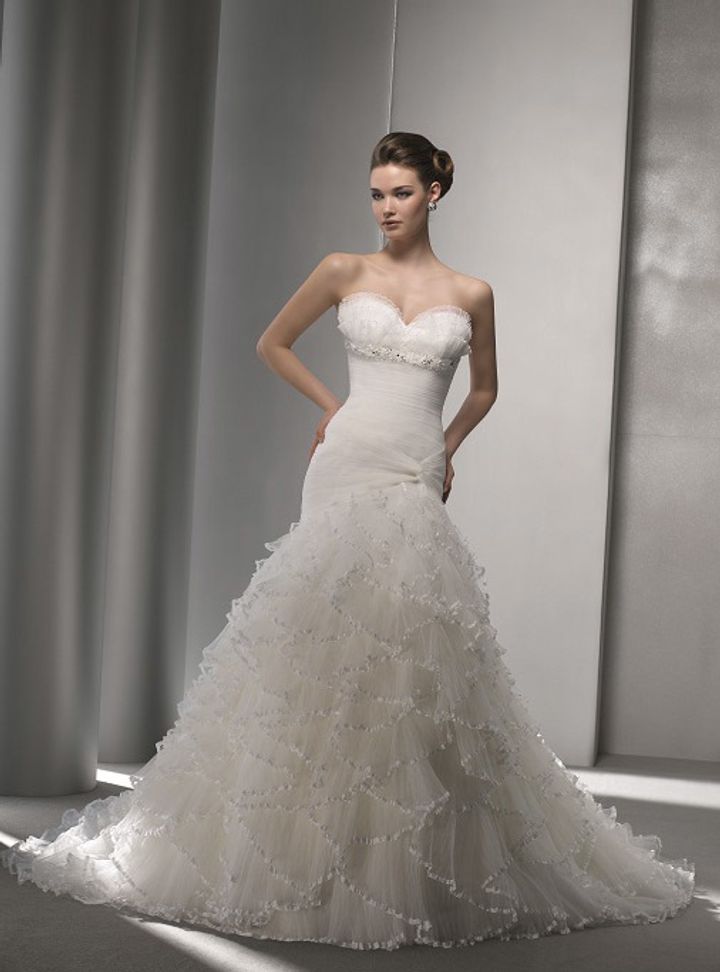 Dantelle 3 Balık Kesim Straplez Sırt Dekolteli Gelinlik