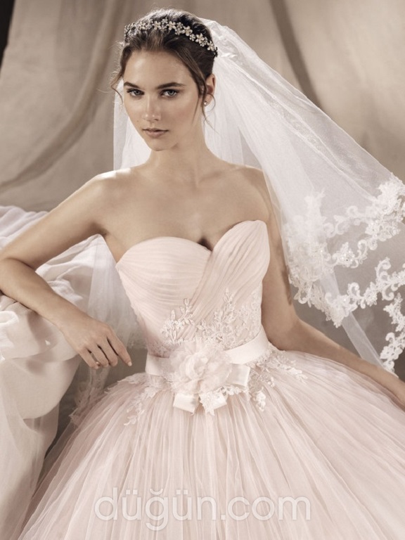 Dantelle - PR White One Ying Prenses Kesim Straplez Sırt Dekolteli Gelinlik 3