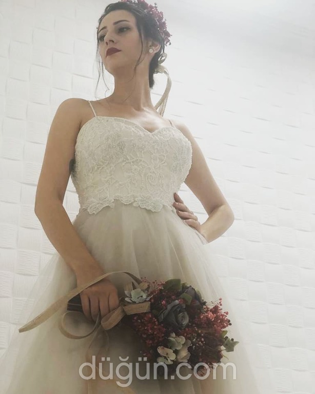 Sinem Zerenoğlu Moda Evi 27 A kesim Straplez Romantik gelinlik - 1