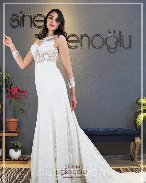 Sinem Zerenoğlu Moda Evi 8 Balık kesim İllüzyon yaka  Romantik gelinlik