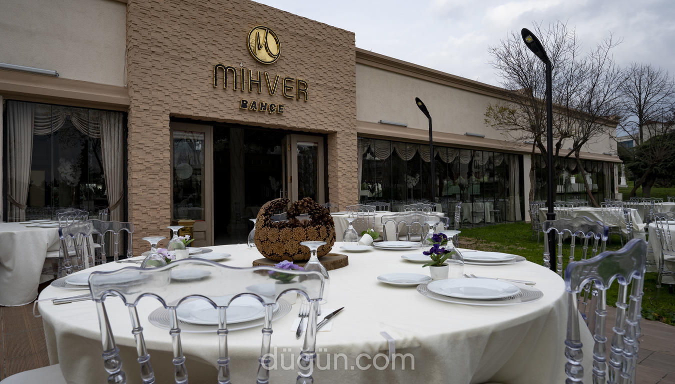 Mihver Davet Evi Bahçe Kulüpler/Davet Alanları İstanbul