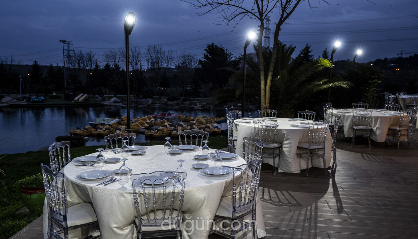 Mihver Davet Evi Bahçe Kulüpler/Davet Alanları İstanbul