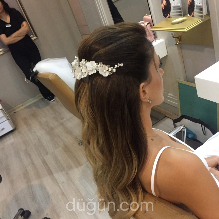 Deniz Özdemir Exclusive Hair Salon