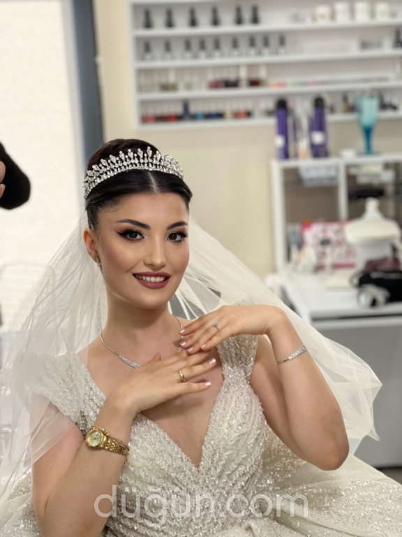 Murat Gamze Hair Make Up