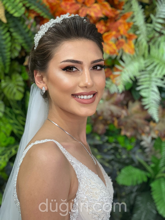 Murat Gamze Hair Make Up