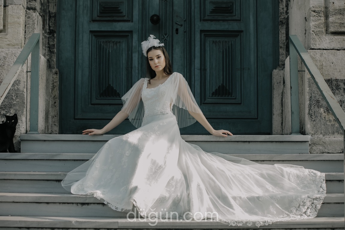 Unique By Dilara Temiz & Berna Berkün